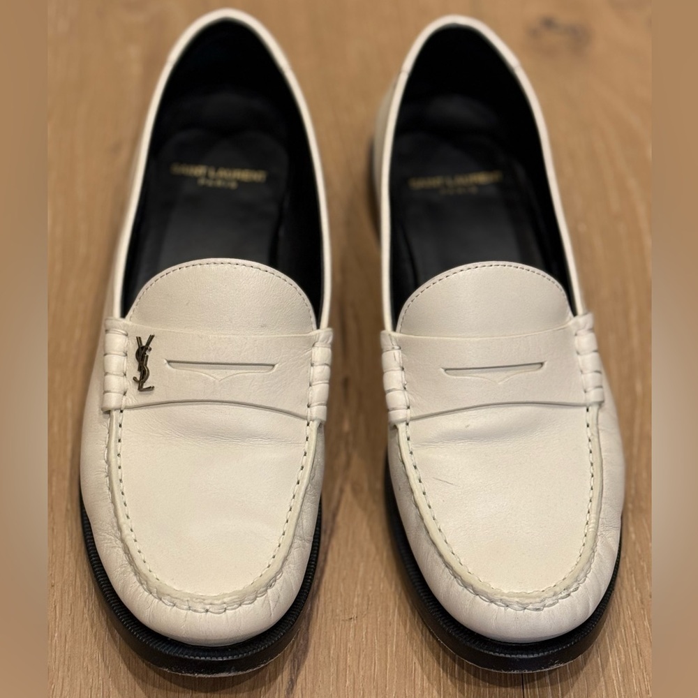Saint Laurent Ivory Leather Le Loafer - size 40.5